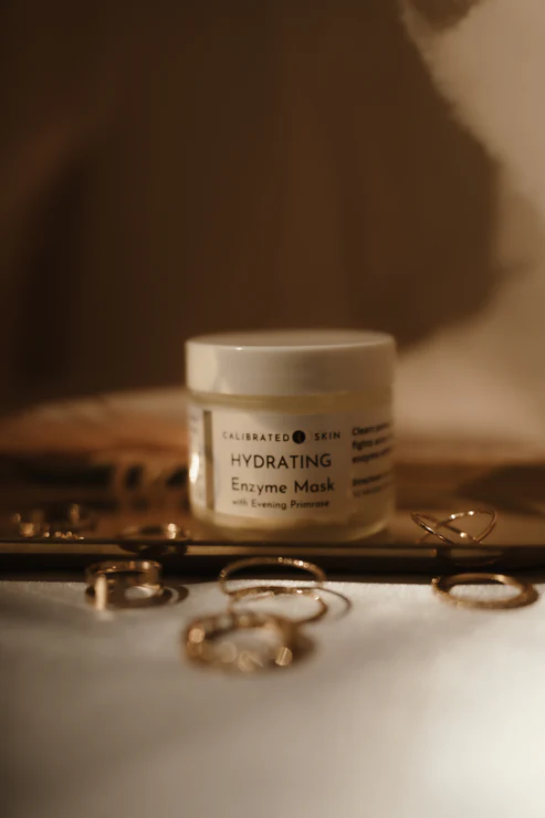 Hydrating Enzyme Face Mask (Clears clogged pores, natural exfoliant)